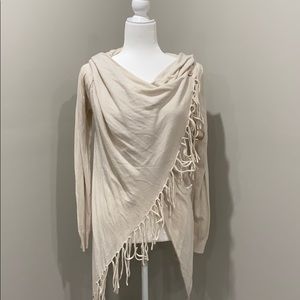 Cream fringe sweater sz medium